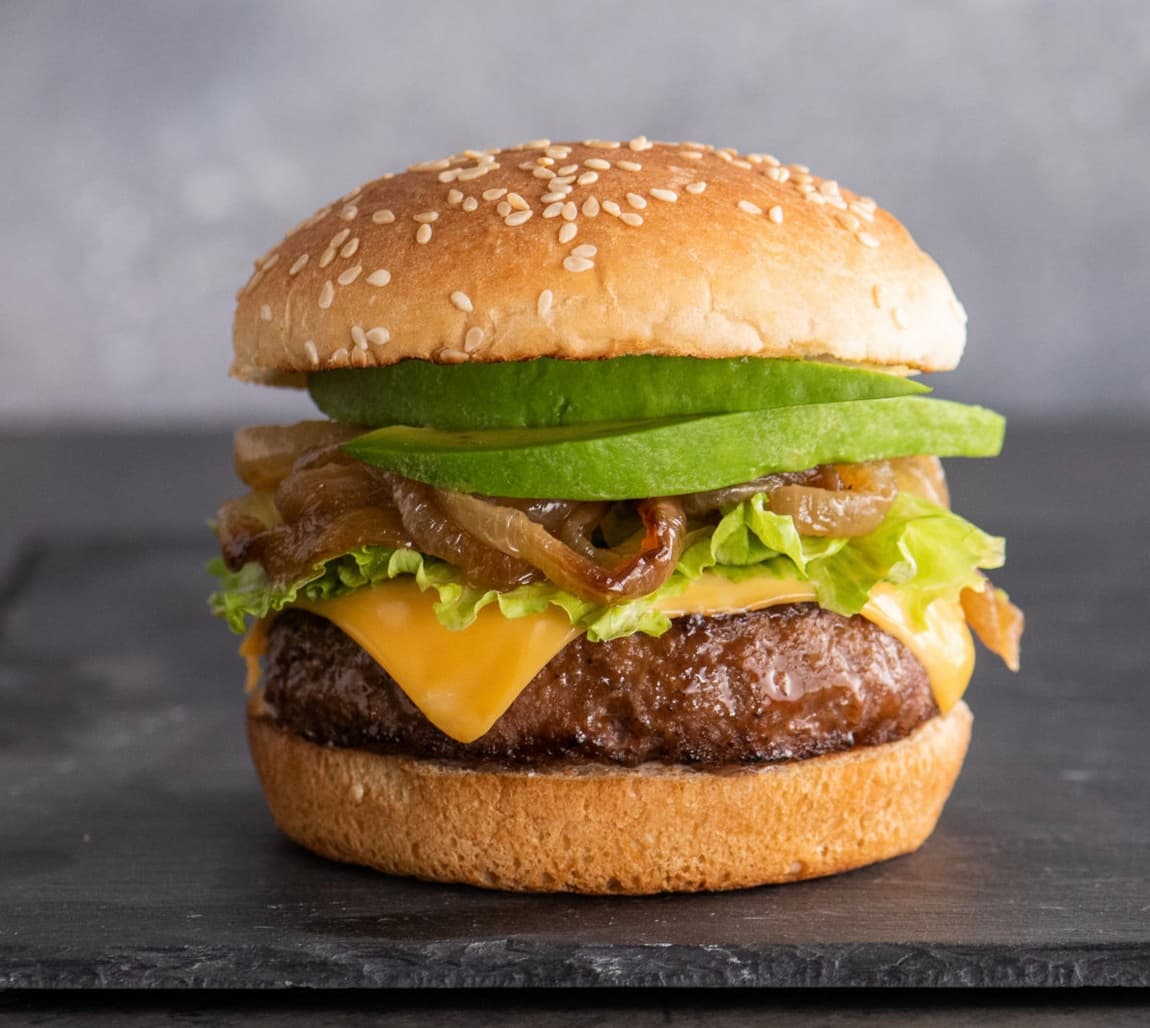   CHEESEBURGER / HAMBURGUESA DE QUESO 
